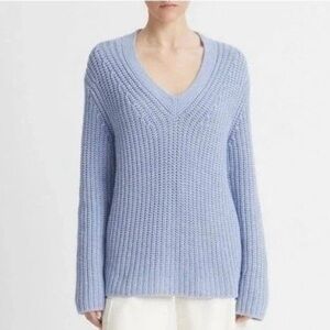 NWT Vince Shaker Stitch V-Neck Sweater Periwinkle Blue Size L Quiet Luxury